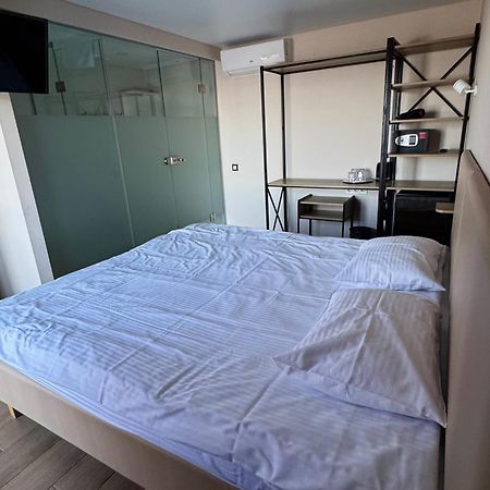 Boutique Hotel Dacha Lanzheron Одесса Экстерьер фото